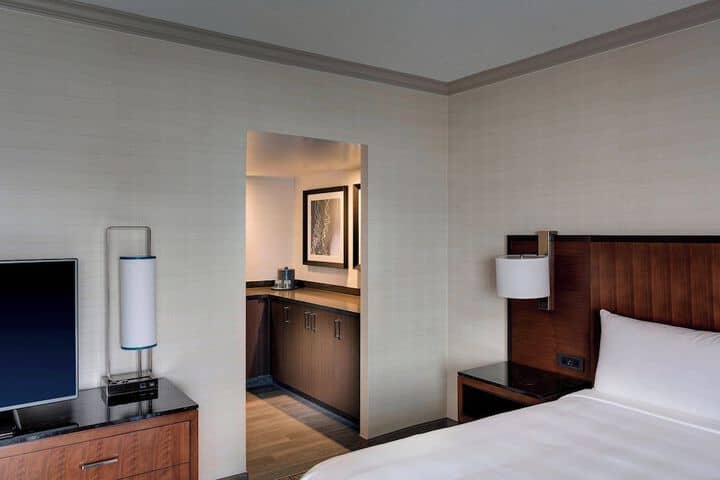 Room 8 of 41